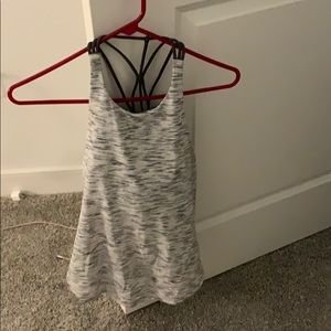 Lululemon workout top